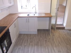 Kitchen- click for photo gallery